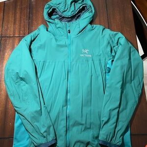 Arc’teryx Atom LT jacket - Men’s L